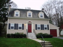 112 Nonantum St, Newton, MA 02458-2444