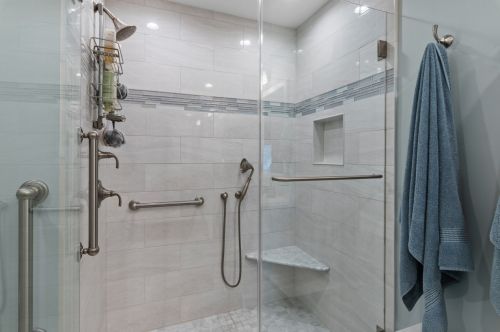 1510 Eastbrook Dr, Thiensville WI  53092-2986 exterior