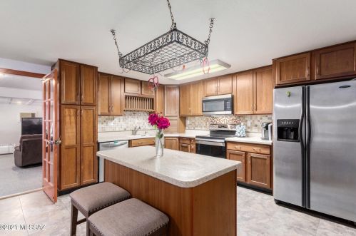 7521 Juniper Rd, Tucson, AZ 85741-1959