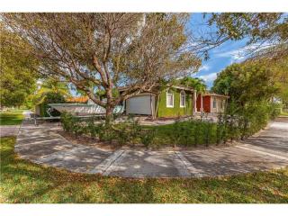 13605 110th Ct, Miami, FL 33176-6436