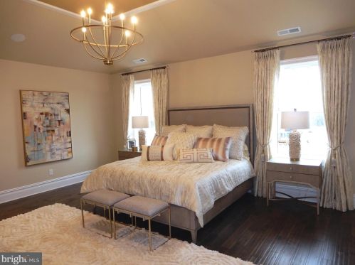 650 Holland Rd, Southampton PA 18966-1819 exterior