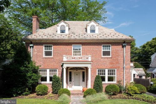 731 Nottingham Rd, Wilmington, DE 19805-2810