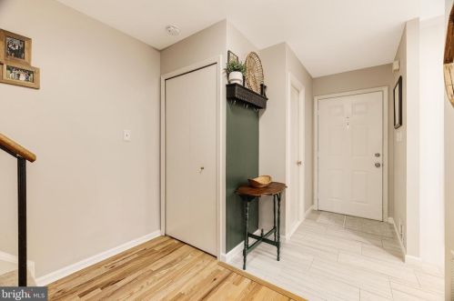 11710 Dry River Ct, Herndon VA  20191-2964 exterior