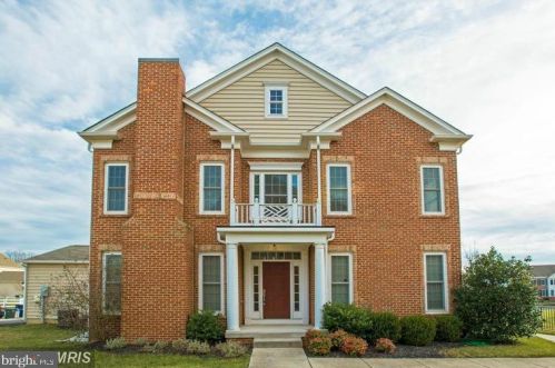 20785 Red Cedar Dr, Leesburg, VA 20175-8787
