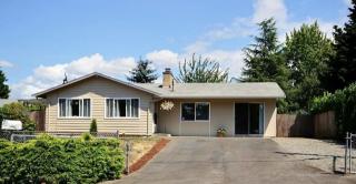 25024 34th Ave, Kent, WA 98032-4129