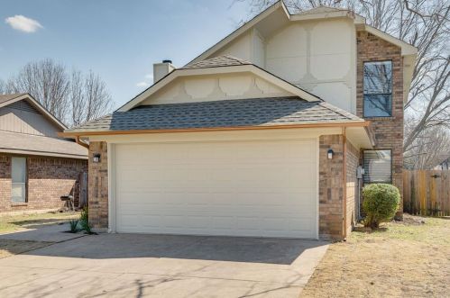 1549 Hunting Green Dr, Fort Worth, TX 76134-5555