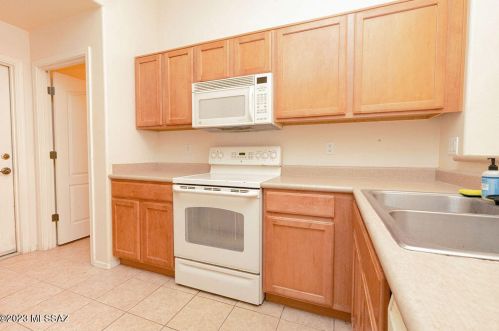 6615 Splendid Ln, Tucson AZ  85756-8460 exterior