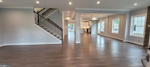 6912 Westlawn Dr, Falls Church VA  22042-2653 exterior