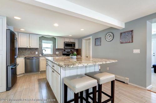102 Niblick St, Point Pleasant Beach NJ  08742-3114 exterior