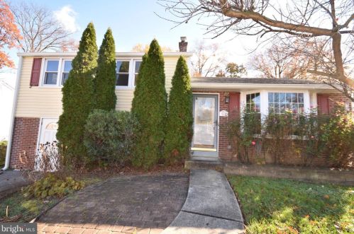 924 Kelly Ave, Woodlyn, PA 19094-1020