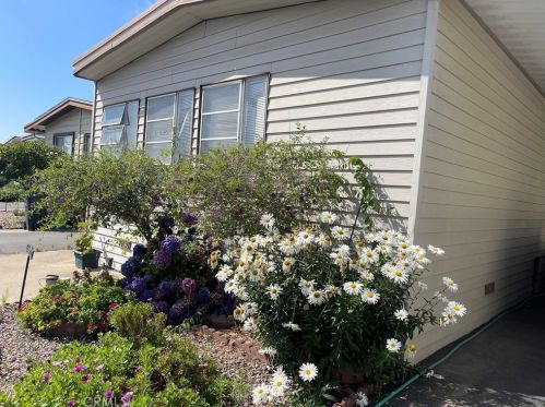 3210 Santa Maria Way, Santa Maria, CA 93455-2400