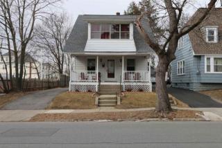 1019 Dean St, Schenectady, NY 12309-5719
