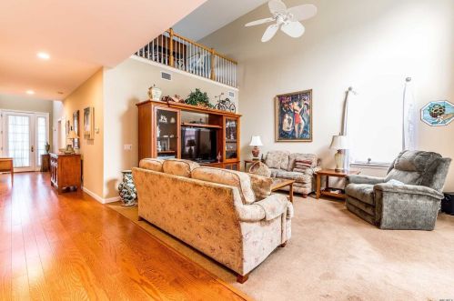 721 Balfour Pl, Huntington Station, NY 11747-5254