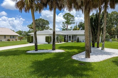 214 Lake Ave, Lehigh Acres, FL 33936-1437