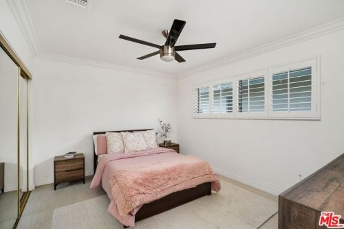 4841 Tyrone Ave, Van Nuys CA 91401-5126 exterior