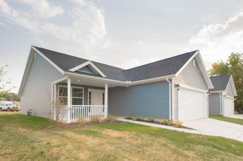 729 Mccreight Ave, Springfield, OH 45503-3454