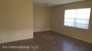 2470 Chestnut Woods Dr, Lakeland FL  33815-3490 exterior