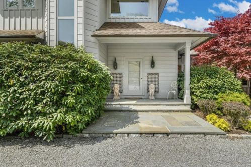 680 Weed St, New Canaan CT  06840-4015 exterior