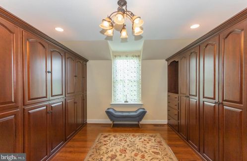 912 Victoria Ct, Downingtown PA  19335-4460 exterior