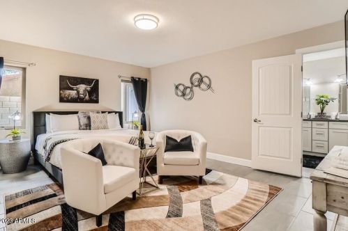 8007 7th Ave, Phoenix AZ  85021-5613 exterior