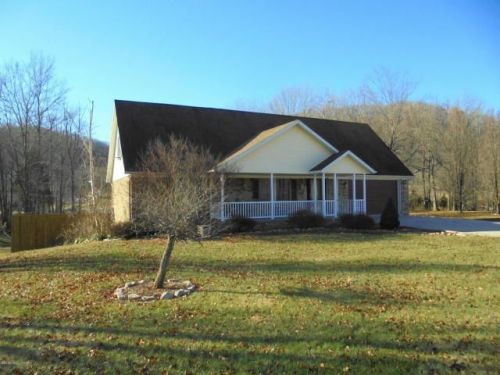 26 Kemper Ln, Carrollton, KY 41008-9406