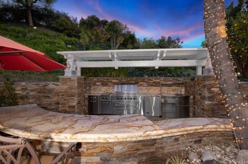 1535 Dorothea Rd, La Habra CA 90631-8204 exterior