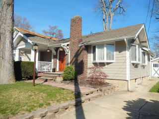 1302 Woodlock Ave, Tinton Falls, NJ 07712-4835