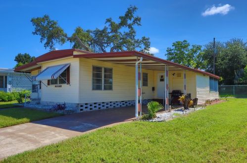 3406 Lanark Dr, Tarpon Springs, FL 34690-1931