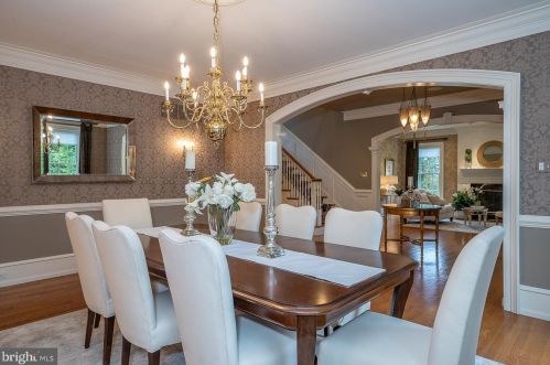 315 Blackburn Dr, Berwyn PA  19312-2801 exterior