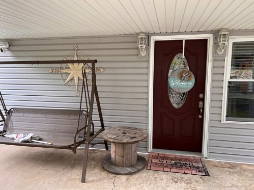 565 Palm St, Mckeesport, PA 15132-7716