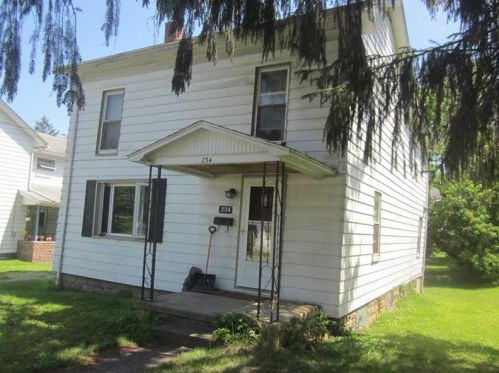 234 Neshannock Ave, New Wilmington, PA 16142-1120
