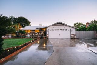 5384 Lewis Ave, Fresno, CA 93727-2517