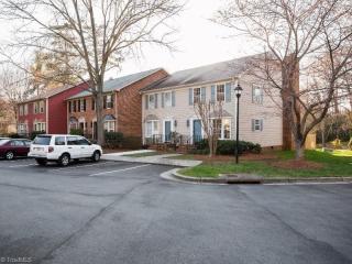 2840 Park Pl, Greensboro, NC 27410-2342