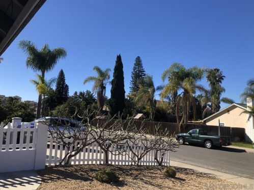 2445 Madroncillo St, San Diego CA 92114-1626 exterior