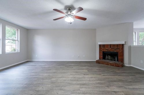 1632 Fieldstone Dr, Oak Point TX  75068-6439 exterior