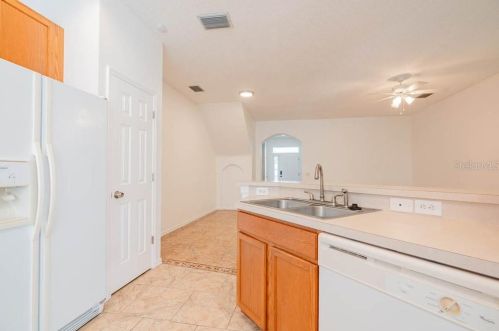 554 Black Lion Dr, Saint Petersburg FL  33716-3472 exterior