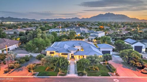 4575 Meadowview Dr, Gilbert AZ 85298-4873 exterior