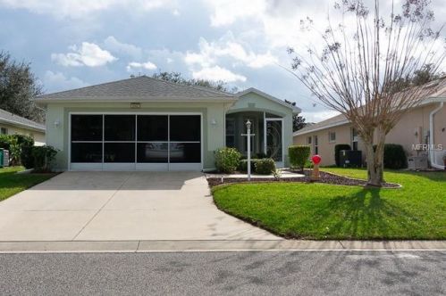 5002 Portsmouth St, Tavares, FL 32778-9278
