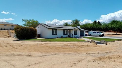 13321 2nd Ave, Victorville, CA 92395-5252