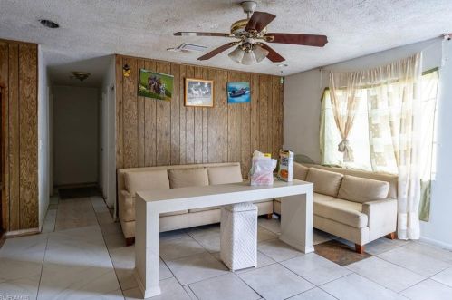 250 20th Ct, Boynton Beach, FL 33435-2241