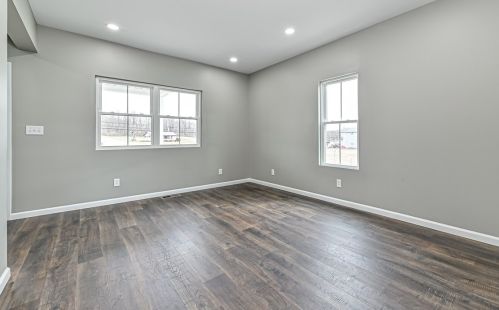 2002 Harlansburg Rd, New Castle PA  16101-2919 exterior