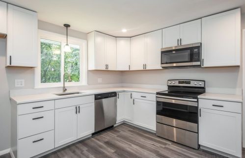 65 Flagg St, Worcester MA  01602-1452 exterior