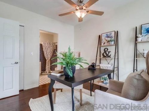 502 Palm Ave, San Diego CA  92118-1756 exterior