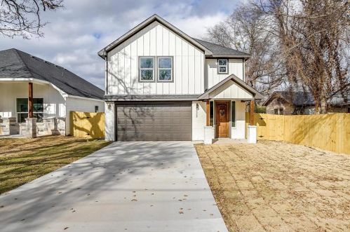 3329 Hiawatha Trl, Fort Worth, TX 76135-3856