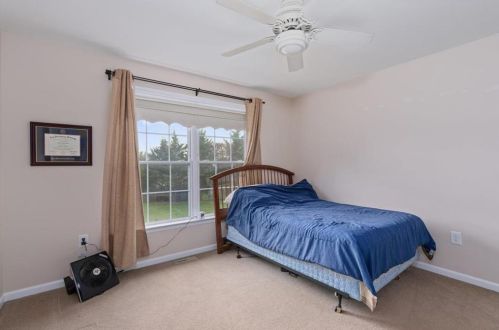 5924 Elderberry Dr, Orefield PA  18069-8811 exterior