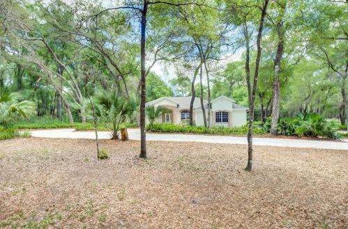 2135 Durfey Ave, Orange City FL  32763-3516 exterior