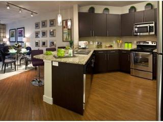 1350 Greenville Ave, Richardson TX  75081-2740 exterior