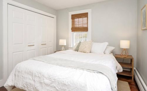 50 Mill Pond Rd, North Kingstown RI  02852-6002 exterior