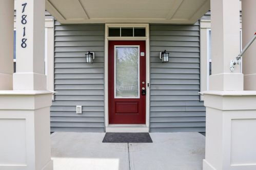 7818 Narrow Leaf Ct, Blacklick OH  43004-6047 exterior