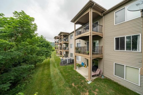 2255 Rolling Hills Dr, Covington, KY 41017-5138
